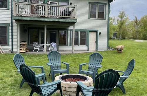 Clymer Condo | 8409 PEEK N PEAK SLOPE SIDE SKI IN/OUT GOLF LIFT 8,Firepit