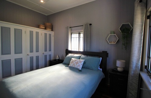 Torquay Apartment | 85 on Cypress - Beachside luxury upstairs apartment