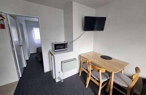 Wellington Hotel | 88 Wallace Court Motel