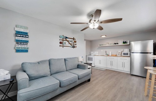 Tampa Apartment | 8820 Rocky Creek Drive Unit A