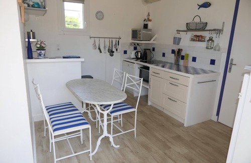 Anneville-sur-Mer House | 8883" holiday home near the beach