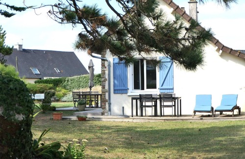 Anneville-sur-Mer House | 8883" holiday home near the beach