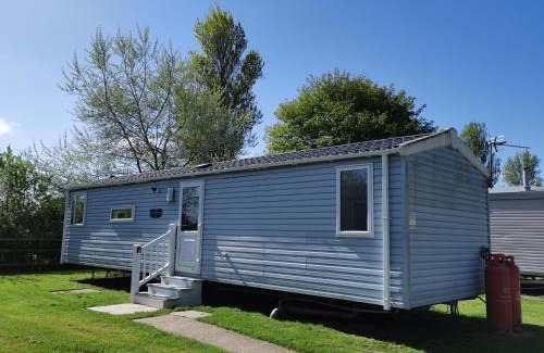 Mablethorpe Ski Chalet | 8Berth- SmartTV- CloseToBeach- FamilyFriendly