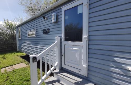 Mablethorpe Ski Chalet | 8Berth- SmartTV- CloseToBeach- FamilyFriendly