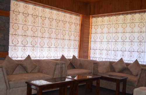 Banjar Hotel | 8fold by Larisa, Jibhi