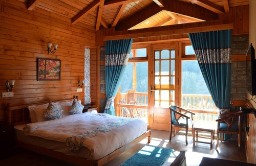 Banjar Hotel | 8fold by Larisa, Jibhi