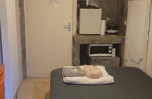 Duivendrecht Apartment | 8m2EUID+studyEnrollment required