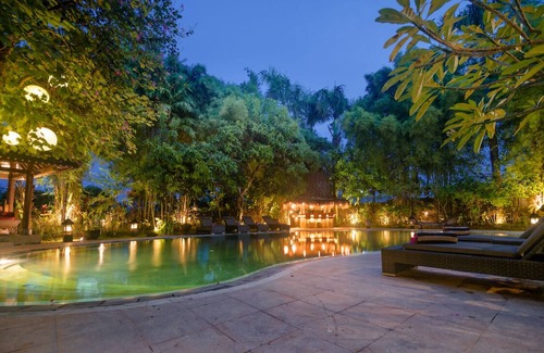 Berawa Villa | 9 Bdr-Last Minute Deal 50%+ OFF! Close To Beach