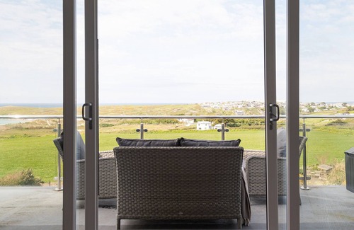 Crantock Apartment | 9 Beachview - apartment in Crantock sleeps 4 guests in 2 bedrooms