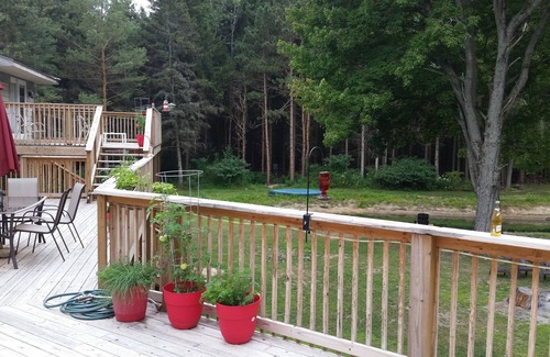 Norton Shores House | 9 Bedrooms/4 Baths ~ Sleeps 50 ~ Wedding Parties and Family Reunions