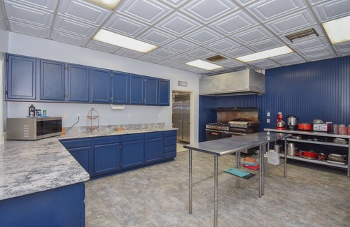Tallassee House | 9 br/7 bath