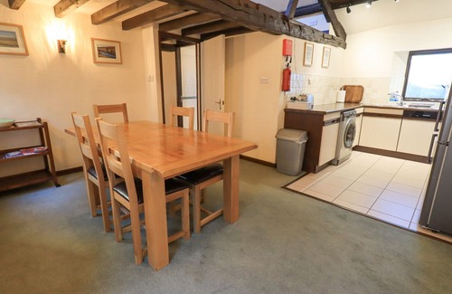 Kendal Apartment | 9 CAMDEN BUILDING, family friendly in Kendal