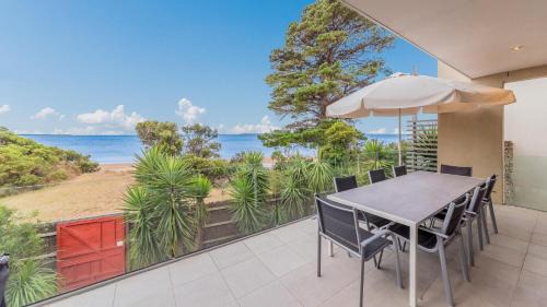 Cowes House | 9 Charmandene Court, Cowes
