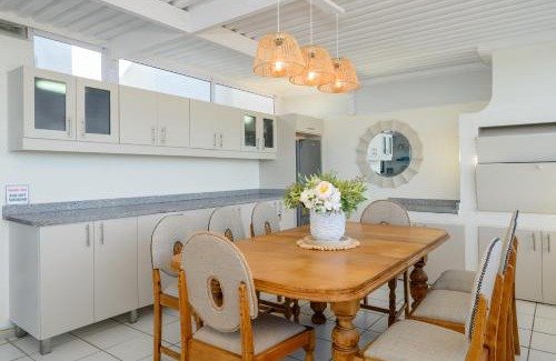 Manaba Beach Apartment | 9 Manaba Dax