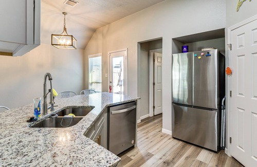 Bryan House | 9 Mi to College Station: Dog-Friendly Home w/Yard