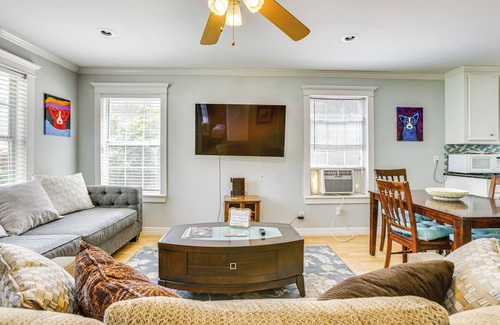 Shady Acres Cottage | 9 Mi to Downtown Houston: Cozy Cottage w/Patio!