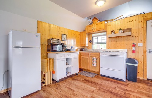 Central Lake Cabin | 9 Mi to Lake Michigan: Secluded Cabin Getaway