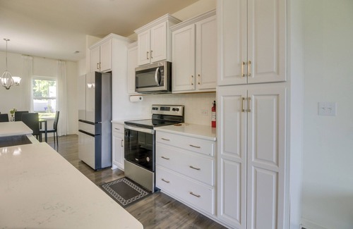 Mount Holly House | 9 Mi to Nat’l Whitewater Center! Sleek Family Home
