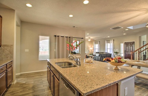 Mesa Del Sol Innovation Park House | 9 Mi to Old Town Albuquerque: Getaway w/Grill!