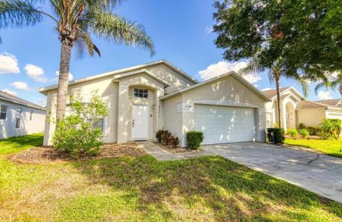 Clear Creek Villa | 9 Miles to Disney - Family Friendly - Private Pool