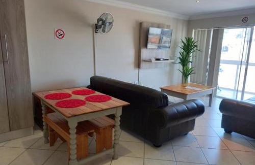 Jeffreys Bay Apartment | 9 Neptune Terrace Beach Apartment