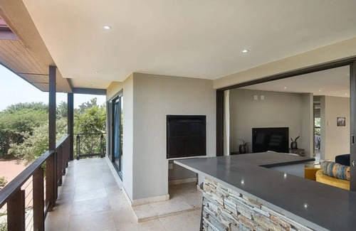 Umhlali House | 9 On Crystal Cove 5 Bedroom Townhouse in Zimbalinn