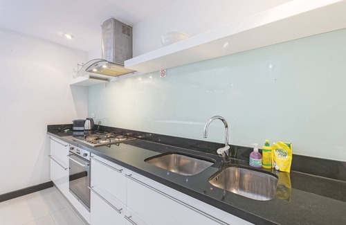Kathu Villa | 9 person townhouse, private pool, 10 mins to Patong beach, shopping & nightlife.