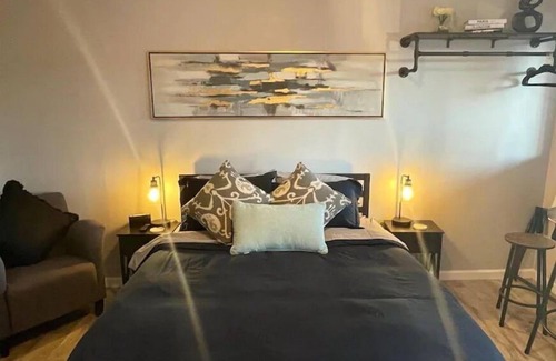 Morse Park Apartment | 9 Rockleys Vintage Motel, EV Charging Available