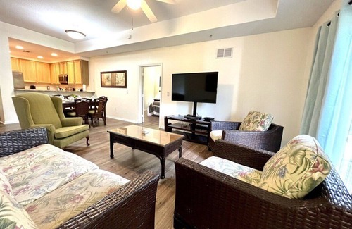 Calabria Apartment | 9055 Resort Gem Condo-3 bed/2ba