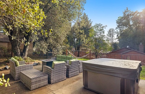 Pine Valley House | 94 m² House ∙ 2 bedrooms ∙ 4 guests