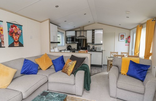 New Quay Cottage | 95 HAFAN TAFFY, pet friendly, with a garden in Llanarth