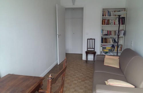 Neuilly-sur-Seine Apartment | 95m2 luxury apartment, close to La Défense and American hospital, quiet