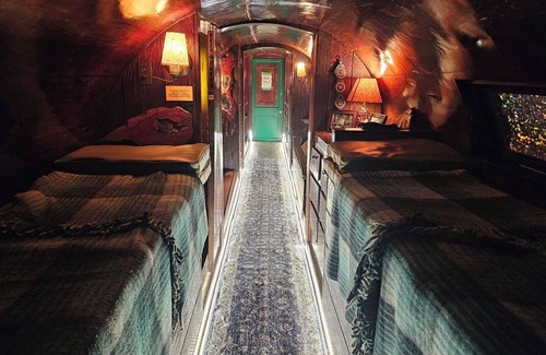 Port Washington House | 980 years Old Red Wood Log House