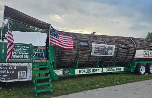 Port Washington House | 980 years Old Red Wood Log House