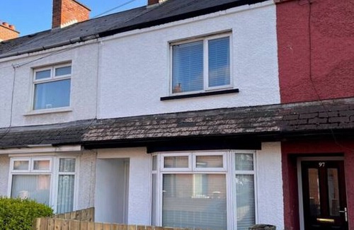 Belfast City Centre House | 99 Broadway · It's Broadway Baby!