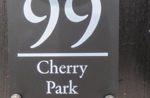 Chapel Saint Leonards House | 99 Cherry Park