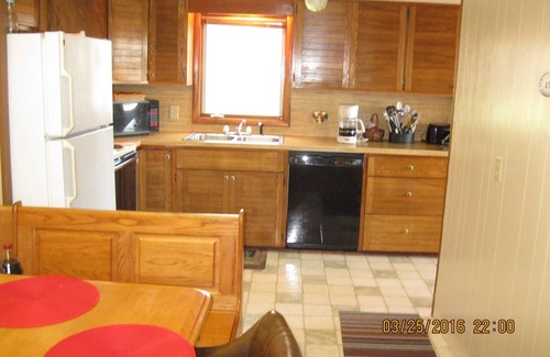 Shell Knob House | $99/night, Great View for Relaxation, Meals are wonderful outdoors on the deck.