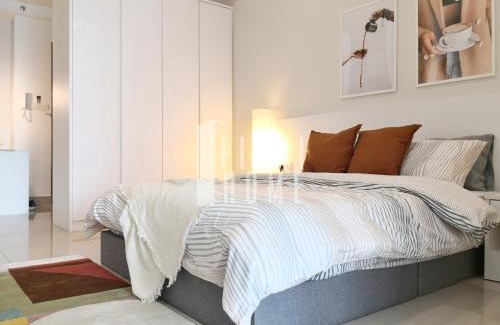 Cyberjaya Apartment | 9am-5pm, SAME DAY CHECK IN AND CHECK OUT, Work From Home, Shaftsbury-Cyberjaya, Comfy Home by Flexihome-MY