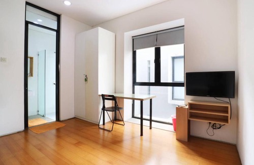 Binong House | 9AM
