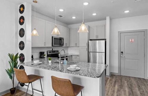 Metrocenter - North Rhodes Park Apartment | 9min to Broadway - Modern 1BR!