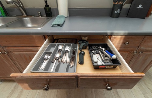 Central City Apartment | 9th and 9th - FastWiFi - Downtown - W/D