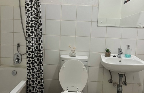 Pretoria North Apartment | A 1-bedroom apartment in Pretoria North CBD Perfect for business or leisure stay