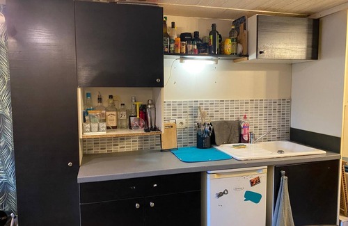 Carrieres-sur-Seine Apartment | A 15mn de Paris au Calme, Logement Tout Équipé Avec Jardin et lit Queen Size