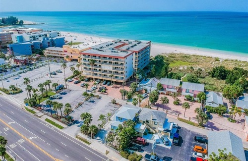 Madeira Beach Cottage | A 2 BR, 2 BA Downstairs Unit right across the street from John's Pass Village!