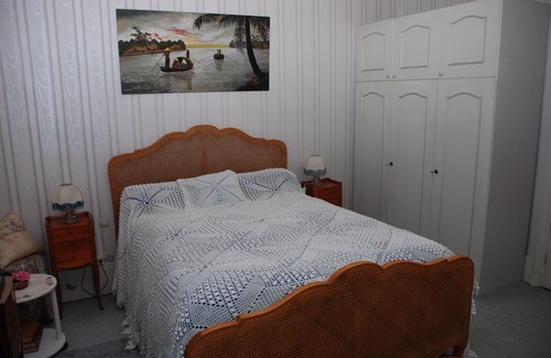 Auvers-sur-Oise Apartment | A 2 Pas du Château in the wake of Van Gogh