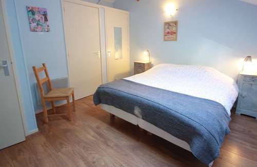 Pensol House | A 3 bed rural gite for up to 6 people, 20 acres of grounds, wifi, by a river.