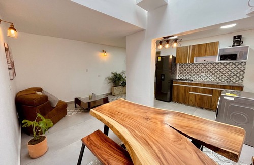Las Lomas I House | A 5 Minutos del Parque Lleras y Provenza! Ideal Para Grupo de Amigos