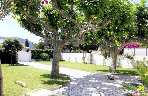 Saint-Cyr-sur-Mer Villa | A 5 mn walk from the beach. Charming Villa, Very Quiet, Ideal location, South