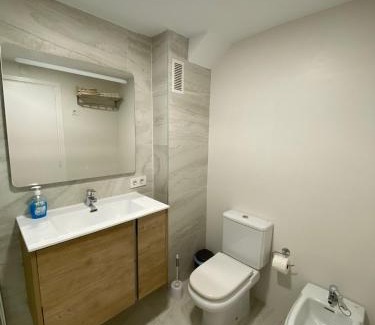L'Albufereta Apartment | A 50 metros del mar y en 2 paradas de bus estas en el centro de Alicante
