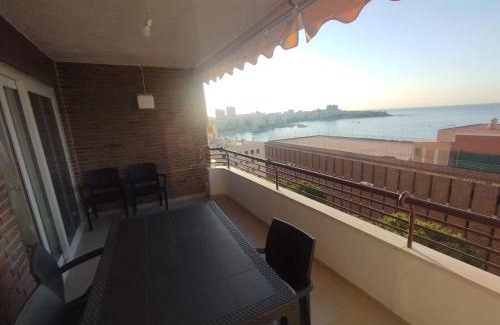 L'Albufereta Apartment | A 50 metros del mar y en 2 paradas de bus estas en el centro de Alicante